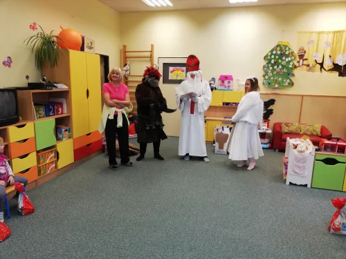 Fotogalerie MŠ Červená Hora - Mikulášská nadílka - 6. prosinec, foto 4/5