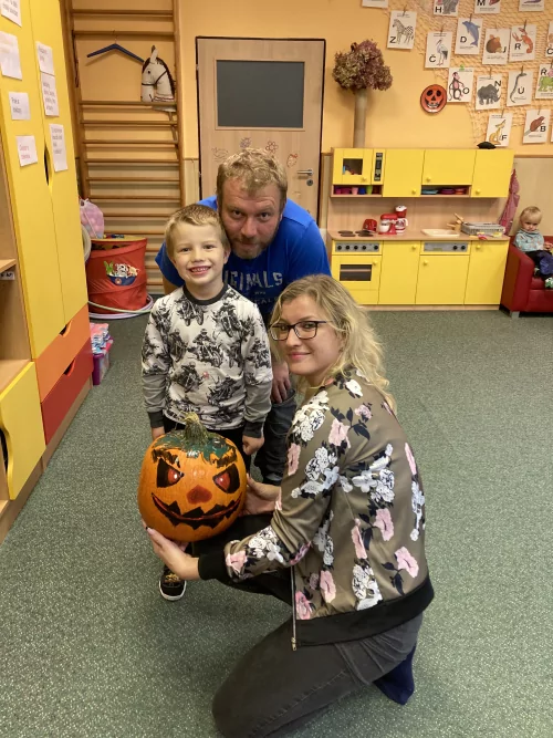 Fotogalerie MŠ Červená Hora - Dílna s rodiči-Podzimní dýně, foto 13/19