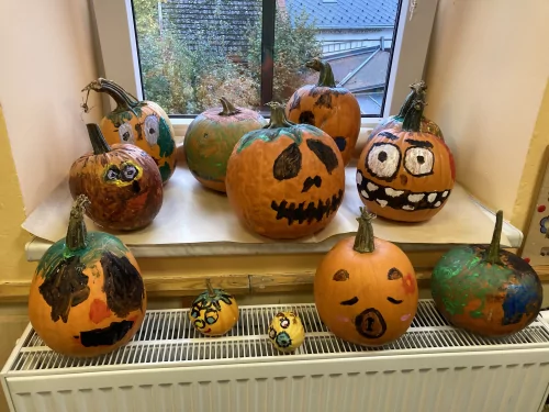 Fotogalerie MŠ Červená Hora - Dílna s rodiči-Podzimní dýně, foto 19/19