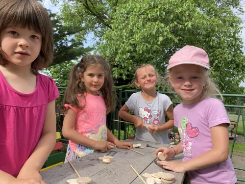 Fotogalerie MŠ Červená Hora - Projektový den-vyrábíme lodičku a kytičku, foto 6/16