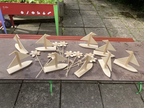 Fotogalerie MŠ Červená Hora - Projektový den-vyrábíme lodičku a kytičku, foto 16/16