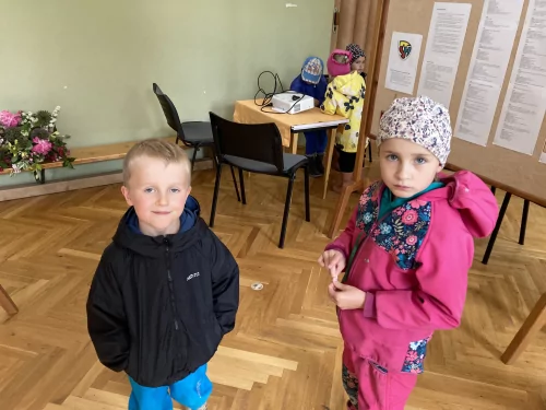 Fotogalerie MŠ Červená Hora - Červnové střípky-výstava 130. let SDH Červená Hora, Projekt se Sokolem do života a hry na zahradě, foto 2/17