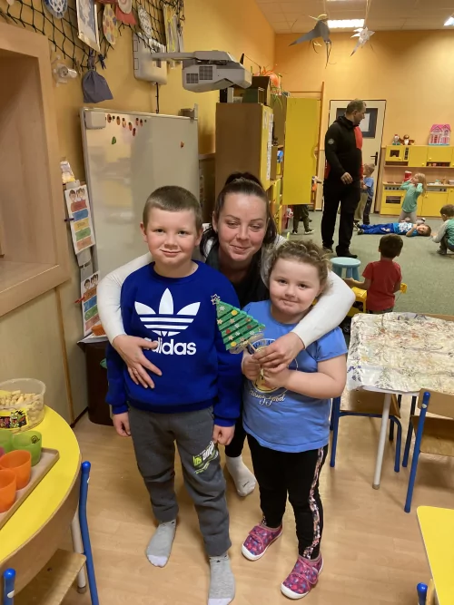 Fotogalerie MŠ Červená Hora - Vánoční dílna s rodiči, stromeček, foto 4/15