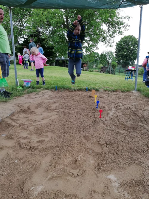 Fotogalerie MŠ Červená Hora - Rozloučení s předškoláky - červen 2020, foto 54/70