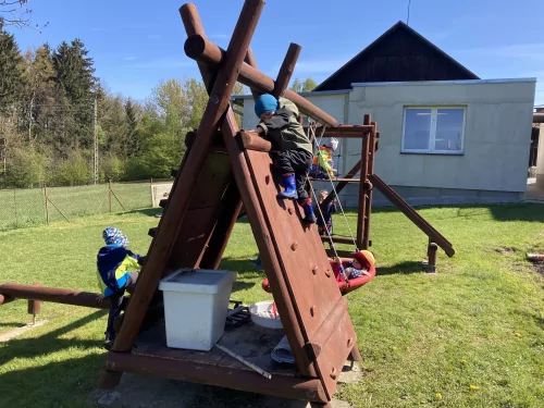 Fotogalerie MŠ Červená Hora - Čarodějnice 2024, foto 2/19