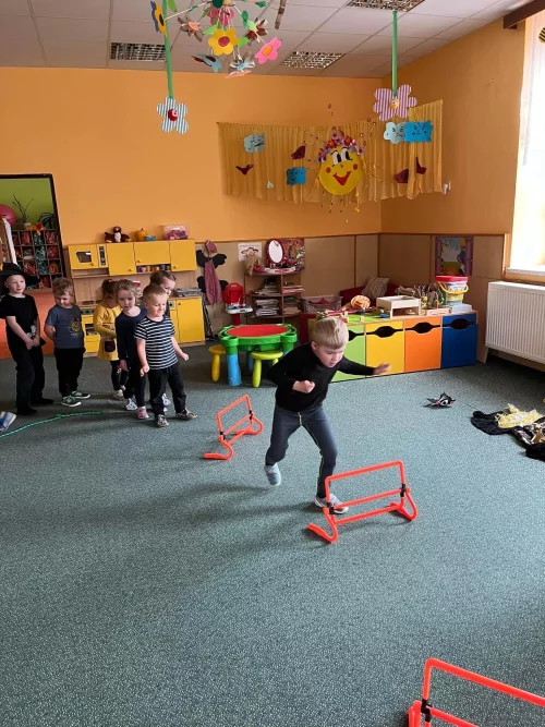 Fotogalerie MŠ Červená Hora - Čarodějnice 2024, foto 14/19