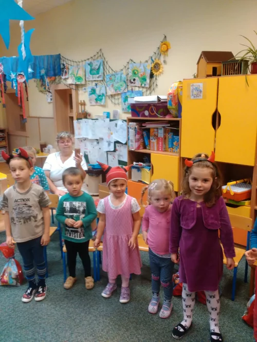 Fotogalerie MŠ Červená Hora - Mikuláš - prosinec, foto 11/14