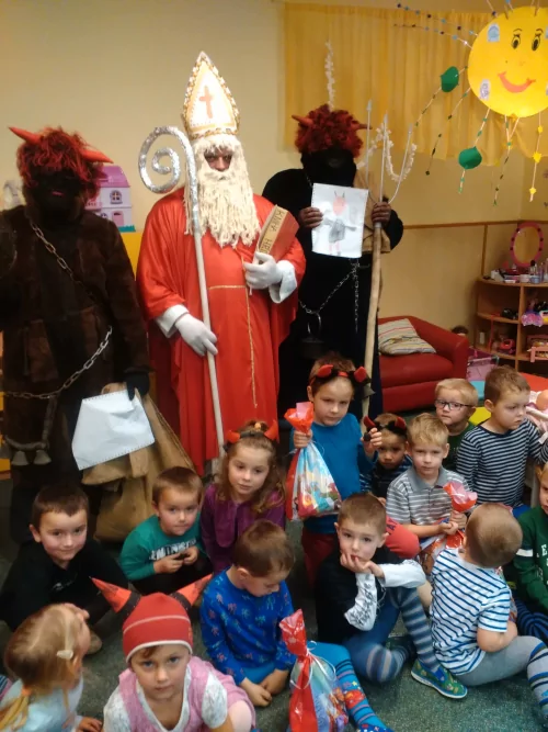 Fotogalerie MŠ Červená Hora - Mikuláš - prosinec, foto 13/14