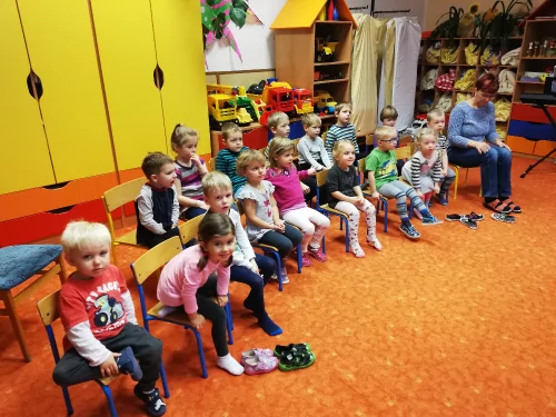 Fotogalerie MŠ Červená Hora - Divadlo v MŠ- podzim, foto 8/10