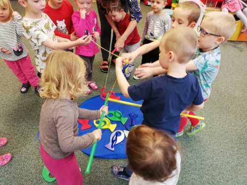 Fotogalerie MŠ Červená Hora - Vánoční nadílka - 17. prosinec, foto 5/11