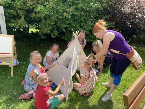Fotogalerie MŠ Červená Hora - Indiánský týden, loučení s předškoláky, spaní ve školce., foto 17/36