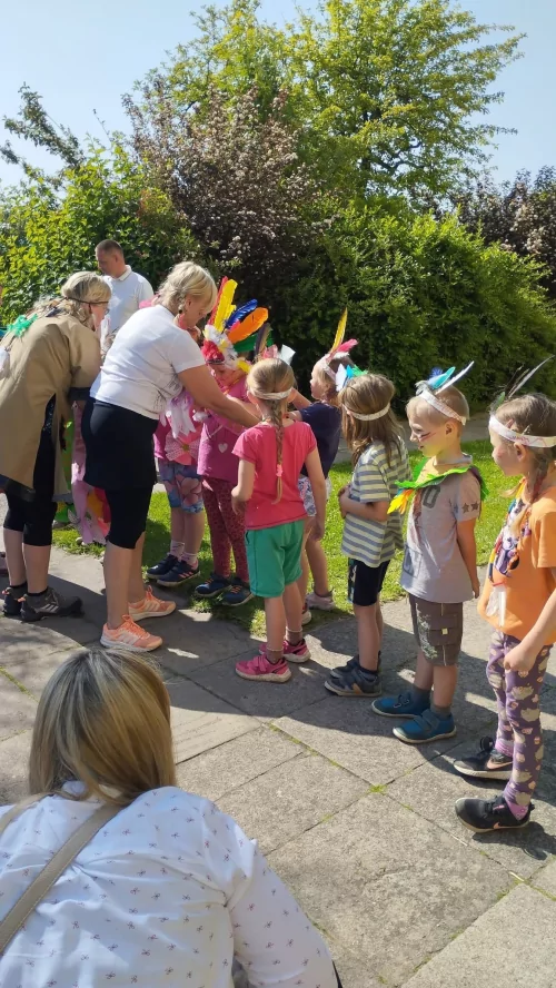 Fotogalerie MŠ Červená Hora - Indiánský týden, loučení s předškoláky, spaní ve školce., foto 35/36