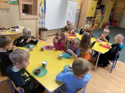 Fotogalerie MŠ Červená Hora - Halloween u nás ve školce, foto 2/11