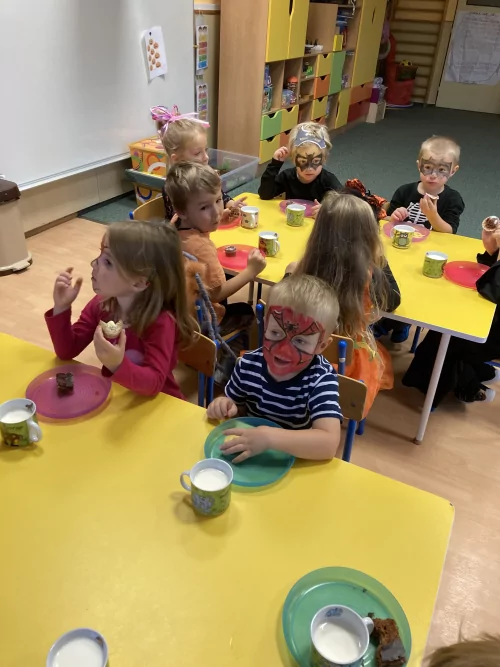 Fotogalerie MŠ Červená Hora - Halloween u nás ve školce, foto 3/11