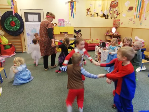 Fotogalerie MŠ Červená Hora - Karnevalový rej - 19.února, foto 8/24