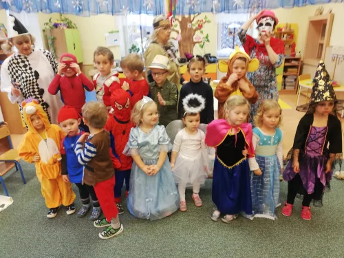 Fotogalerie MŠ Červená Hora - Karnevalový rej - 19.února, foto 11/24