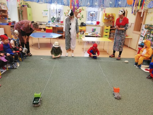 Fotogalerie MŠ Červená Hora - Karnevalový rej - 19.února, foto 15/24