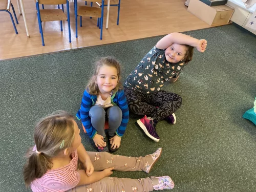 Fotogalerie MŠ Červená Hora - Sněhohrátky v lednu, návštěva z knihovny., foto 16/28