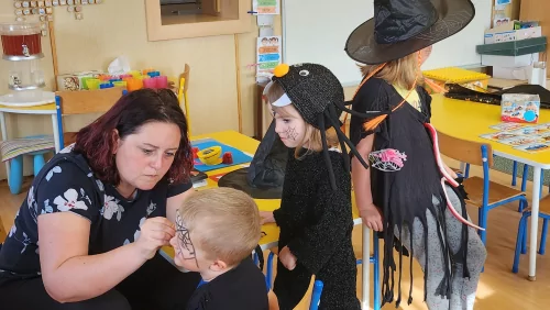 Fotogalerie MŠ Červená Hora - Čarodějnický rej, foto 11/16