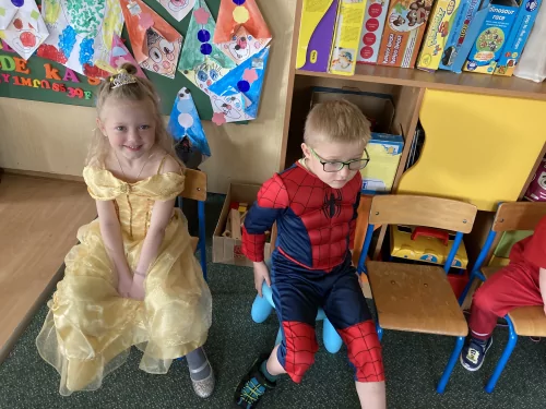 Fotogalerie MŠ Červená Hora - Karneval a divadlo 2021, foto 9/26