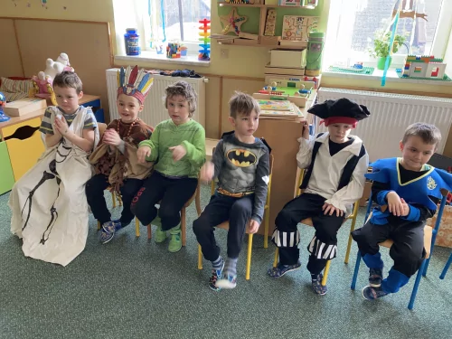 Fotogalerie MŠ Červená Hora - Karneval a divadlo 2021, foto 10/26