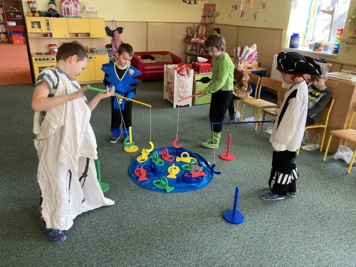 Fotogalerie MŠ Červená Hora - Karneval a divadlo 2021, foto 16/26