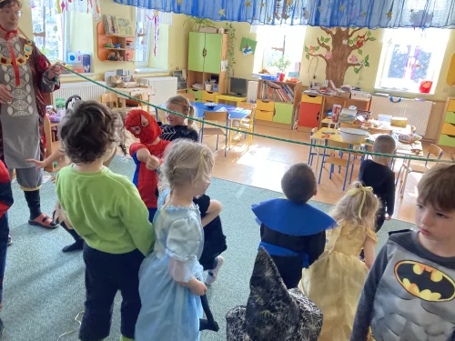 Fotogalerie MŠ Červená Hora - Karneval a divadlo 2021, foto 26/26