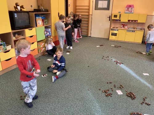 Fotogalerie MŠ Červená Hora - Podzimní tvoření, foto 3/19