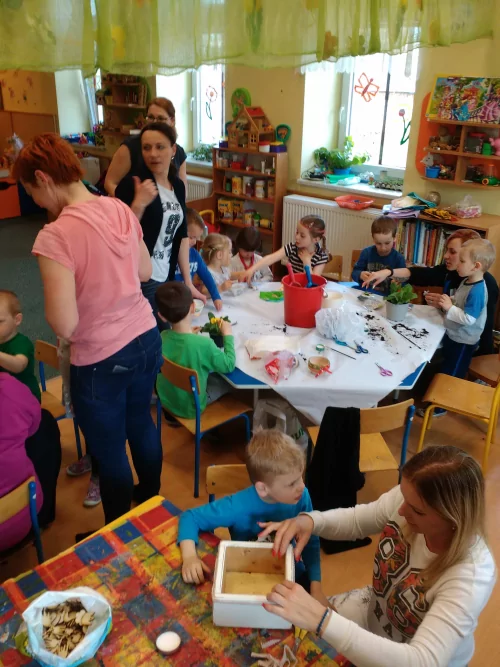 Fotogalerie MŠ Červená Hora - Velikonoce dílna s rodiči- duben, foto 2/4