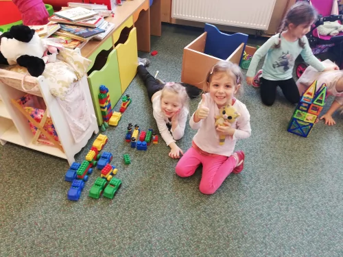 Fotogalerie MŠ Červená Hora - Počítáme a stavíme - 27. února, foto 8/10