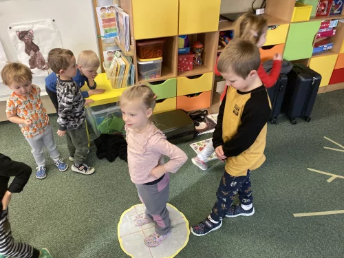 Fotogalerie MŠ Červená Hora - Čtení o zvířátkách s Tínou a Petrou, foto 5/8