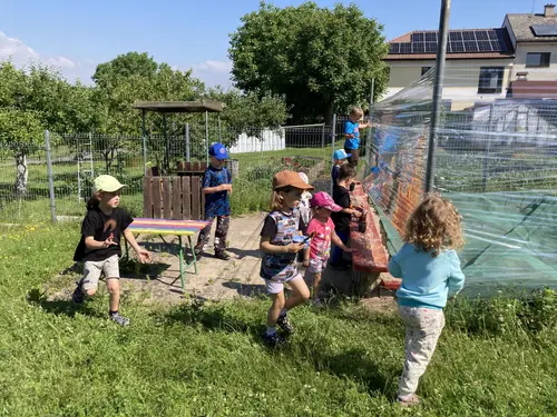 Fotogalerie MŠ Červená Hora - Letní malování ve školce, foto 4/5