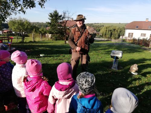 Fotogalerie Dopoledne s dravci na zahradě - 7.října