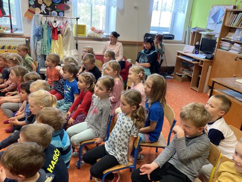 Fotoalbum Pravěk a MDD s MŠ Studánka