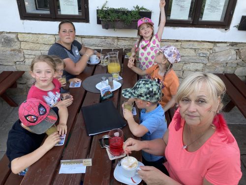 Fotoalbum Indiánský týden, loučení s předškoláky, spaní ve školce.